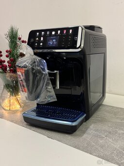 Kávovar Philips EP5500 LatteGo