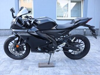 Yamaha YZF-R 125 rv.2025