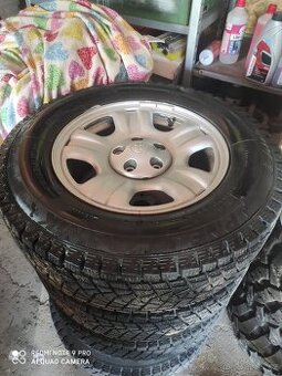5x114,3 ,pneu Vraník SUV 215/70/15