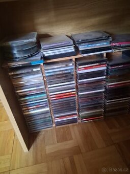 Stojan +Cd