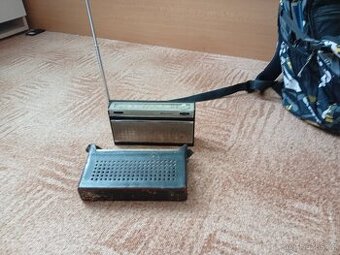 Retro radio