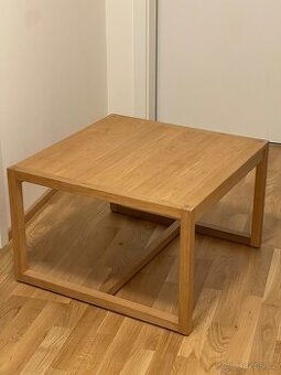 Konferenční stolek 70x70x45 cm