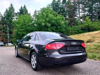 Audi A4 2.0tdi, Limousine, 2011, Manuál 6-rych, Alu,Nová T.K