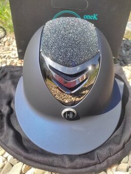 Nové helmy One-K Avance Glitter Chrome Polo visor