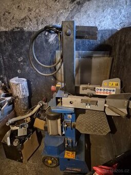 Scheppach vertikální štípač na dřevo HL 810 8t (400 V)