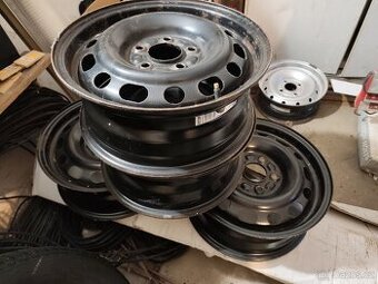 Prodám plechové disky 5x114,3 R 15