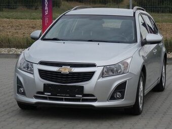 Chevrolet Cruze 1.7 TD 96kW, combi, klima