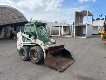 Kolový smykový nakladač Bobcat 741, nefunkční hydraulika