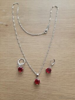 Nová dámská stříbrná červená sada šperků