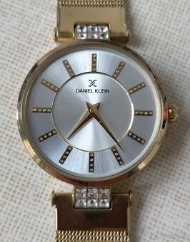 Krásné dámské hodinky Daniel Klein