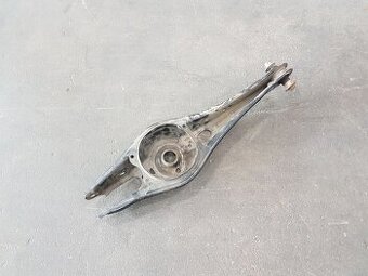 Zadní spod. rameno 5Q0505311D Škoda Octavia III,...