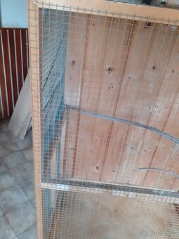 Velká  voliera pro papoušky, malá  klec