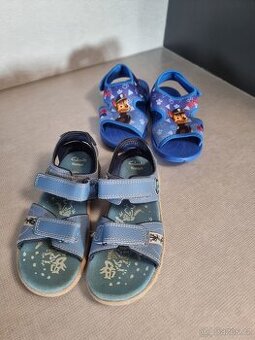 Sandály Clarks 30 - dinosauři + Tlapková patrola
