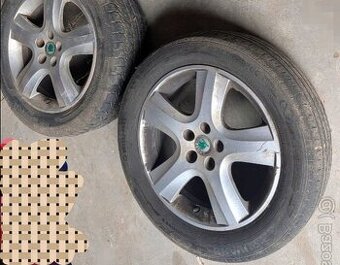 škoda Octavia 1. Pouze 2.Disky Cena za obě dvě 500, Kč