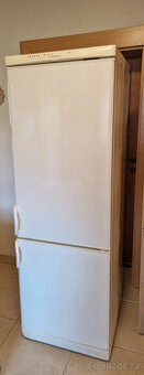 Chladnička s mrazákem Electrolux ER8417B