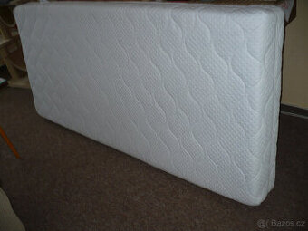 Matrace 200 x 90 x 18 cm.