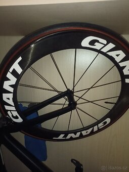 Zapletená kola giant