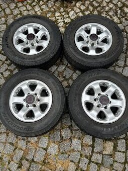 Kola Opel Frontera R16