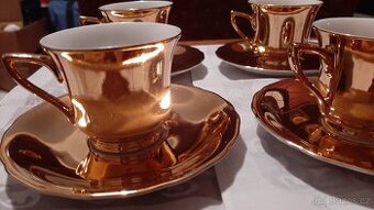 Zlacené kávové hrníčky