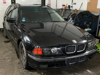 Bmw e39 523i Touring Náhradní díly