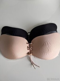 Samodržící podprsenky