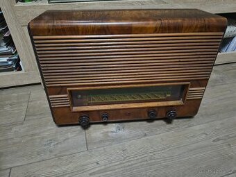 Staré radio Tesla - 1