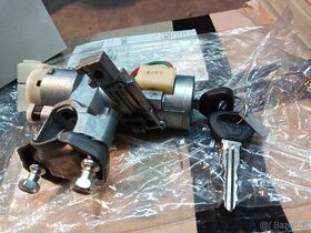 Mazda 323 BG náhradní díly