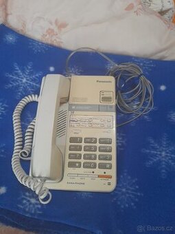 Telefon  stolni
