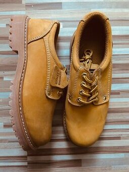 Nové pracovní boty PC 1350 Kč