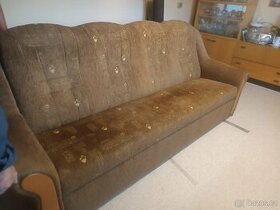 Prodám nábytek po babice a dědy