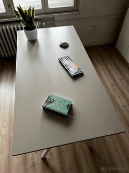 Psací stůl TROTTEN Ikea 160x80 cm