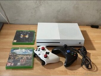 Xbox one s + 2 ovladače