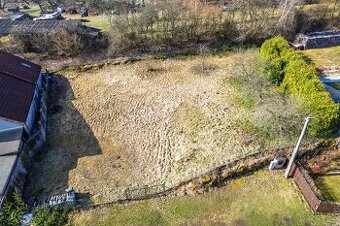 Prodej stavebního pozemku v Milčicích u Čekanic