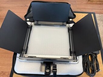 Neewer RGB660 LED RGB Světlo Panel