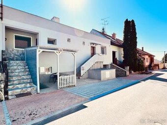 Prodej atypického domu v Mikulově - 2 byty, 1 apartmán