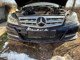 Mercedes-Benz W204 maska facelift - distronic maska