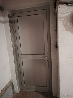 Dveře - 1