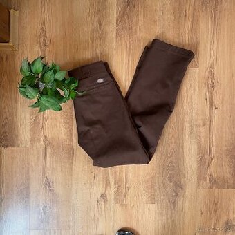 Hnědé dickies kalhoty velikosti 28x32