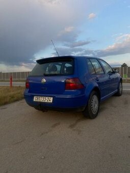 Golf IV 1.6 2000