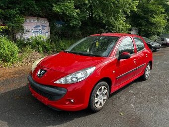 Peugeot 206+ 1,1i 44kW, r.v. 2009