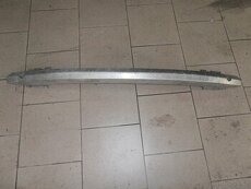 Audi A3, příčka zadního nárazníku.  96-03