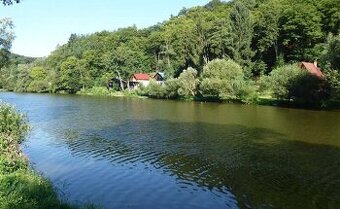 Prodej stavebního pozemku u řeky Sázavy 819m2