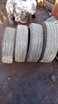195/70 R15C