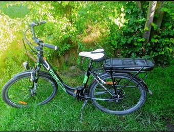 Elektrokolo crussis,najeto 200km,jako nove