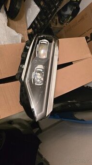 Pravý světlomet Vw passat B8 face Full Led IQ