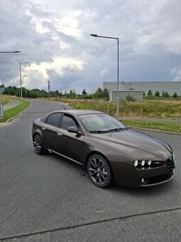 Alfa Romeo 159