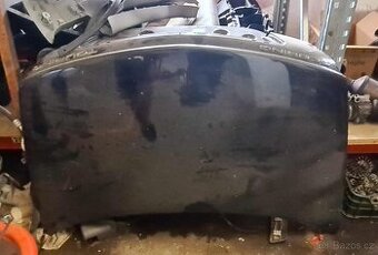 Sebring Cabrio 2.7 benzín - zadní kapota kmpl