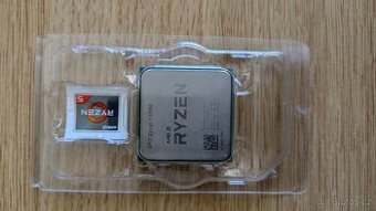 4jádrový AMD Ryzen 3 3200G (s integr. grafikou) + chladič