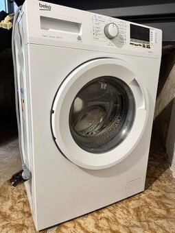 Pračka BEKO WRE 6512 BWW