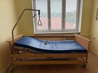 Zdravotní polohovací postel Burmeier